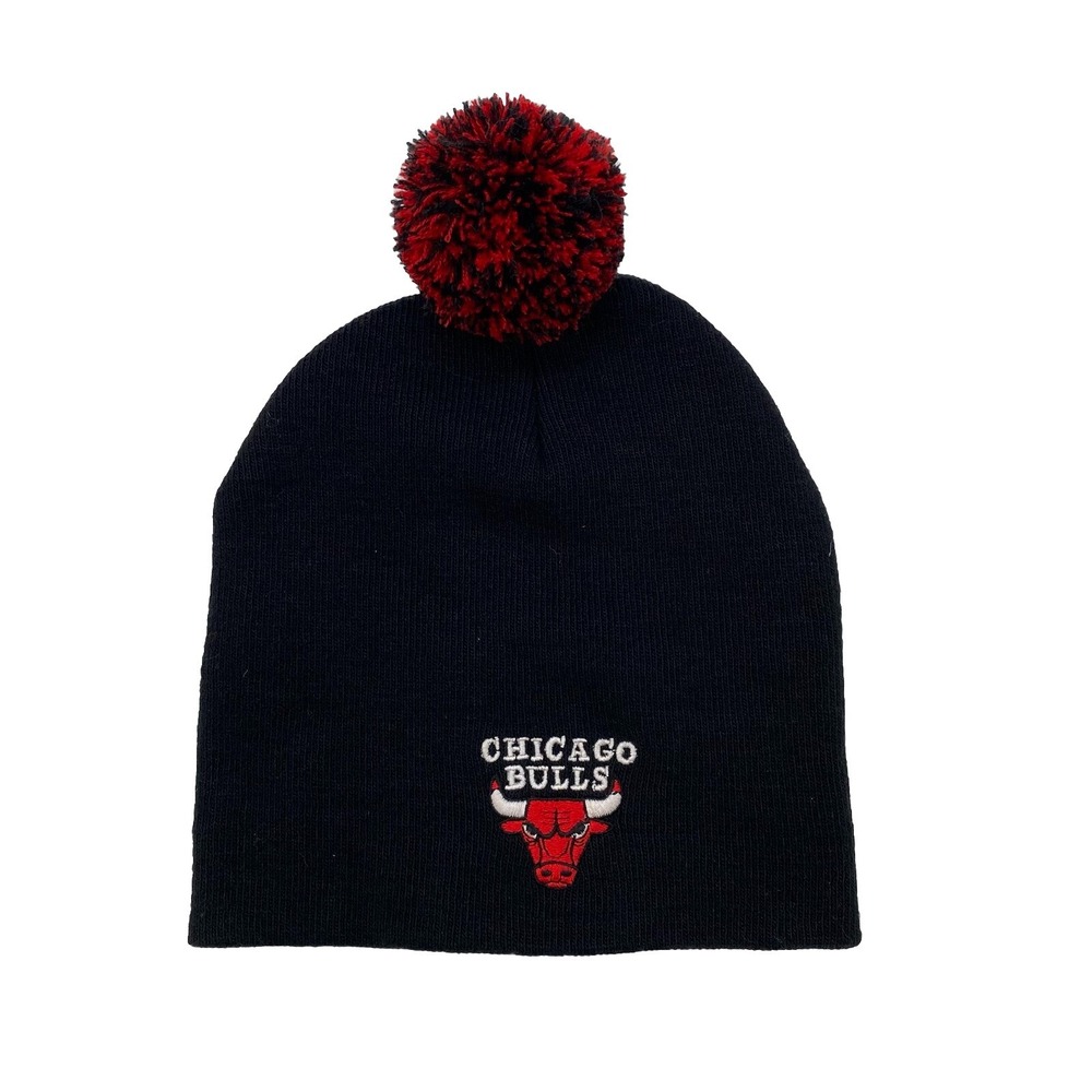 Chicago Bulls Beanie Hat One Size Fits All OSFA Pom Pom Winter Sportswear
